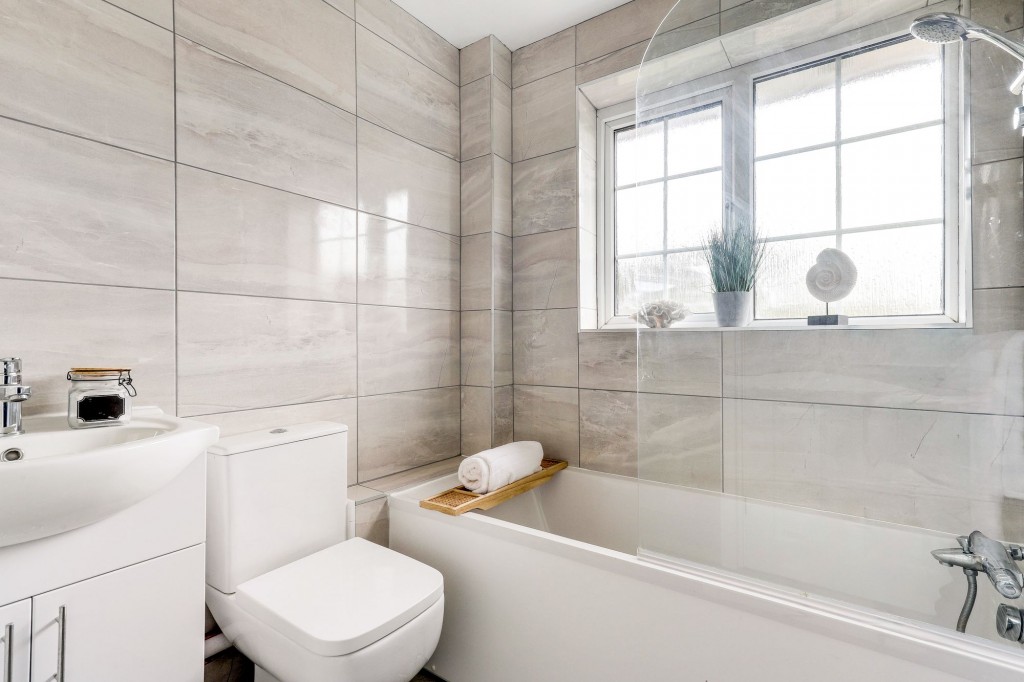 Featherstone Close, Gedling, NG4