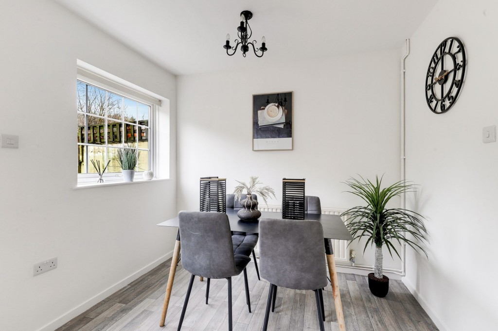 Featherstone Close, Gedling, NG4