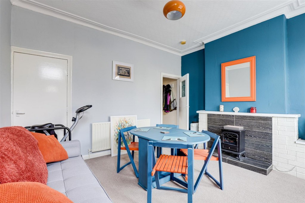 Forester Grove, Carlton, NG4