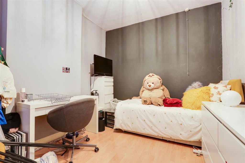 Forester Grove, Carlton, NG4