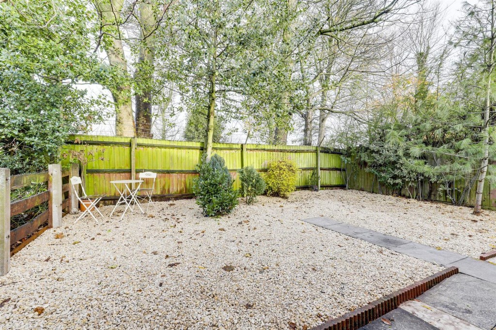 Snowdon Close, Nottingham, NG5