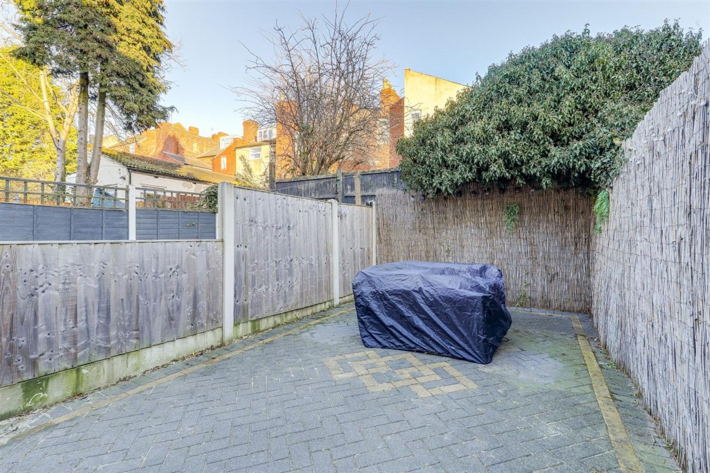 Ogle Street, Hucknall, NG15