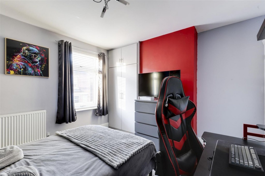 Ogle Street, Hucknall, NG15