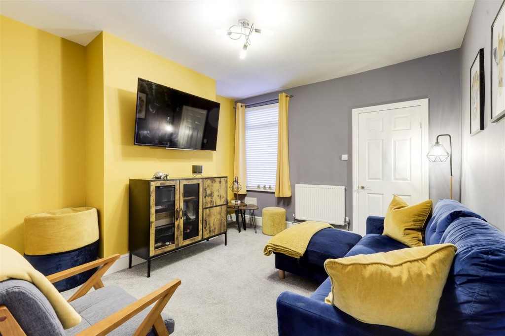 Ogle Street, Hucknall, NG15