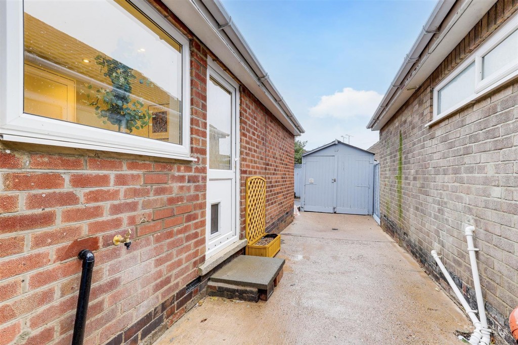 Maycroft Gardens, Nottingham, NG3