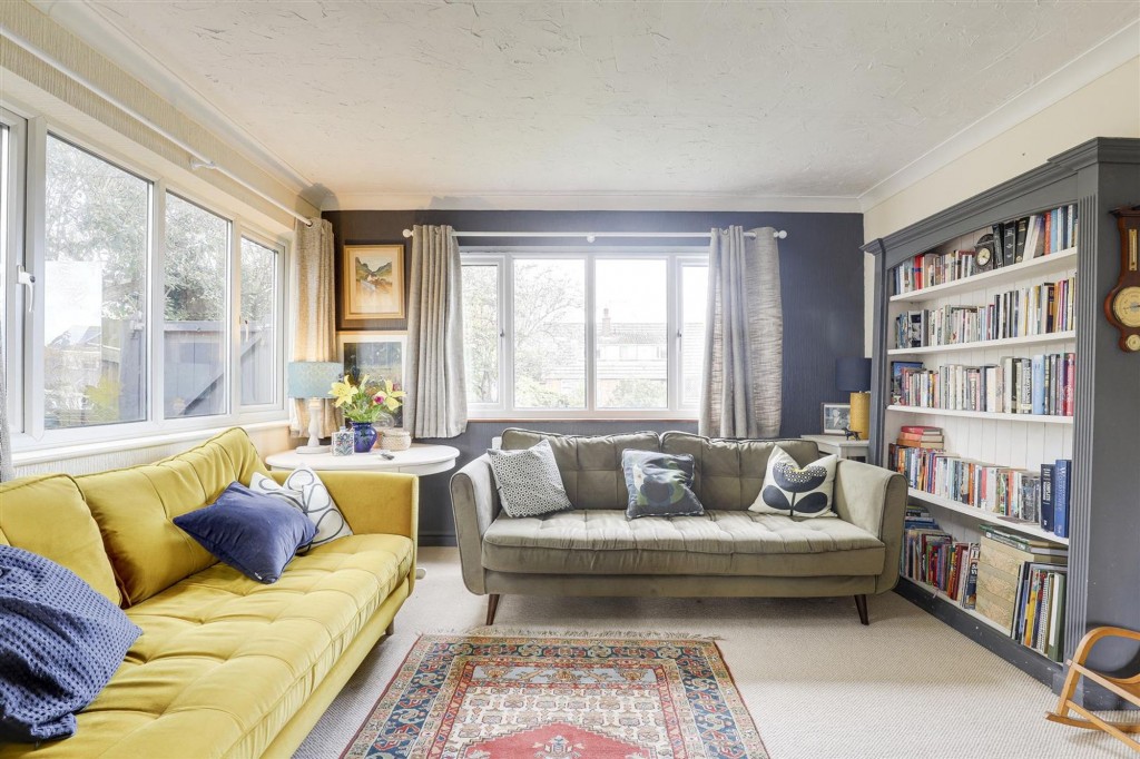 Brookside Avenue, East Leake, LE12