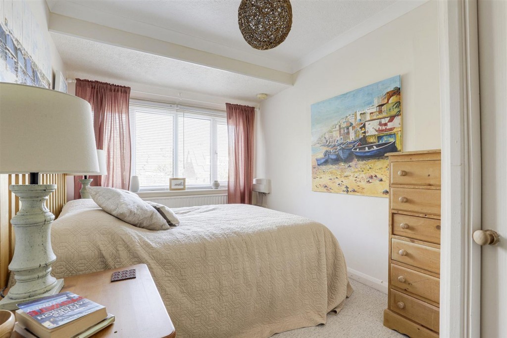 Brookside Avenue, East Leake, LE12