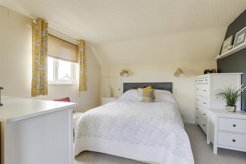 Brookside Avenue, East Leake, LE12