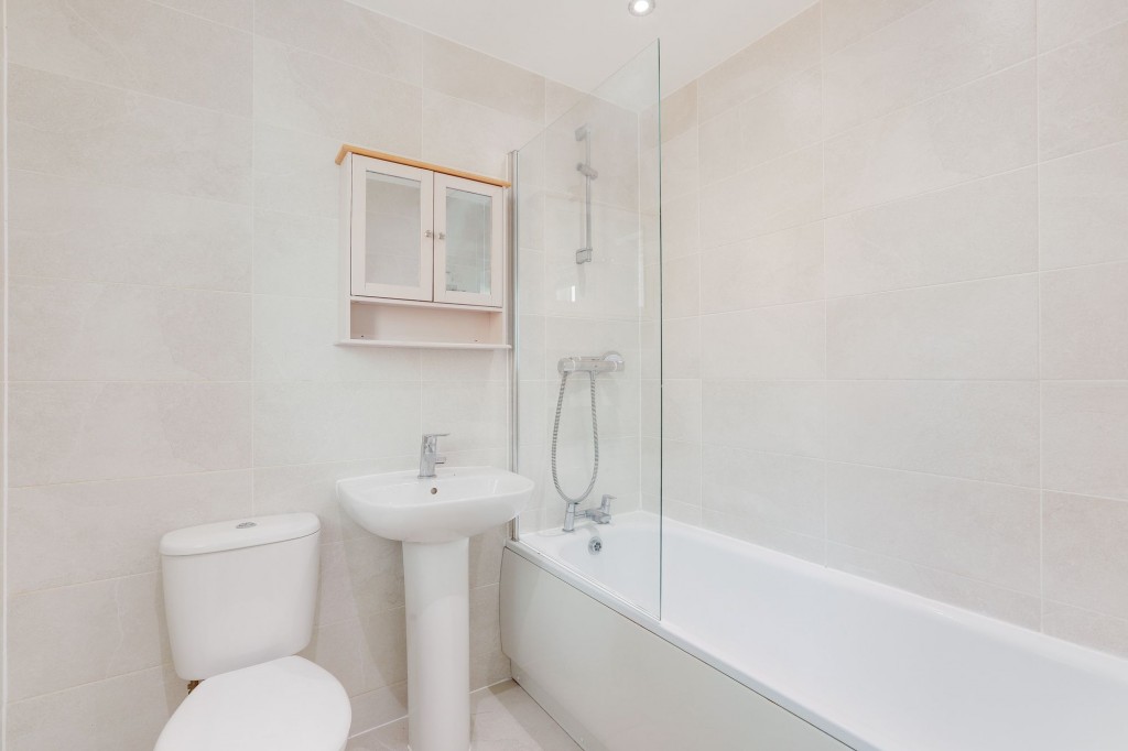 Pates Close, Linby, NG15