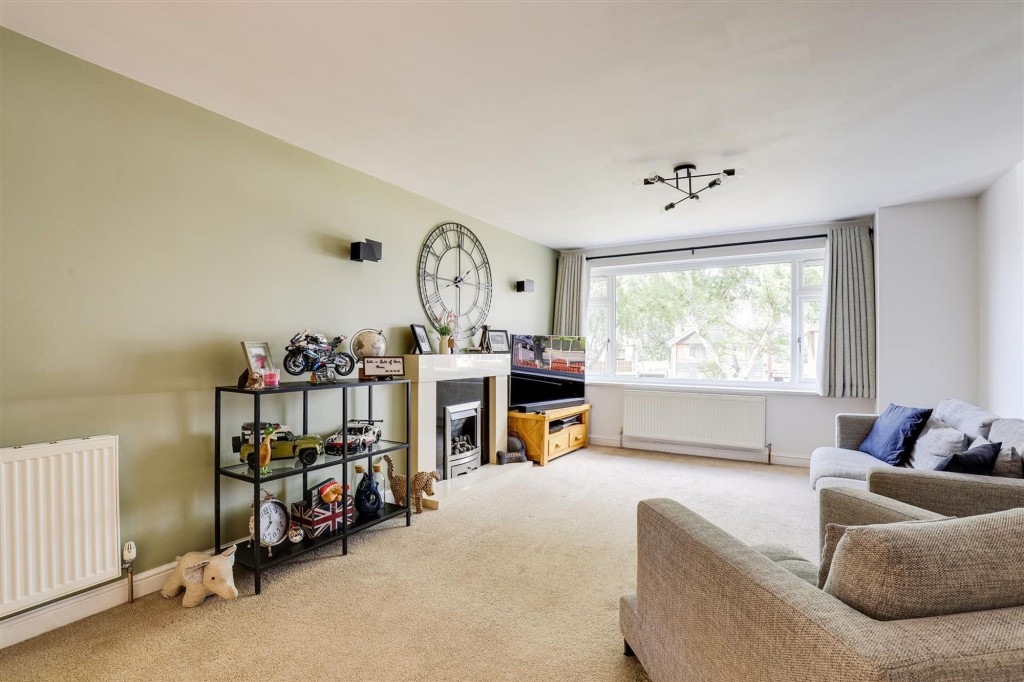 Brownlow Drive, Nottingham, NG5