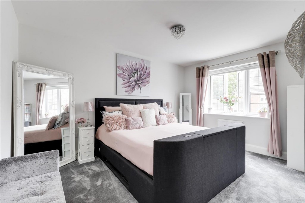 Shipley Park Gardens, Heanor, DE75