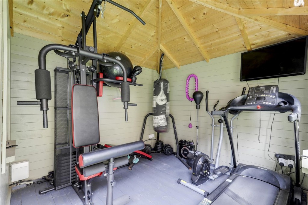 Shipley Park Gardens, Heanor, DE75