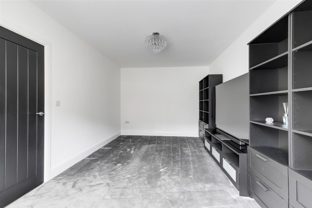 Shipley Park Gardens, Heanor, DE75