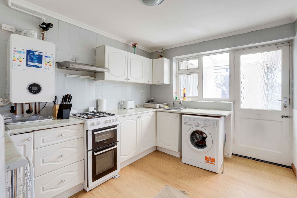 Kelvin Close, Stapleford, NG9