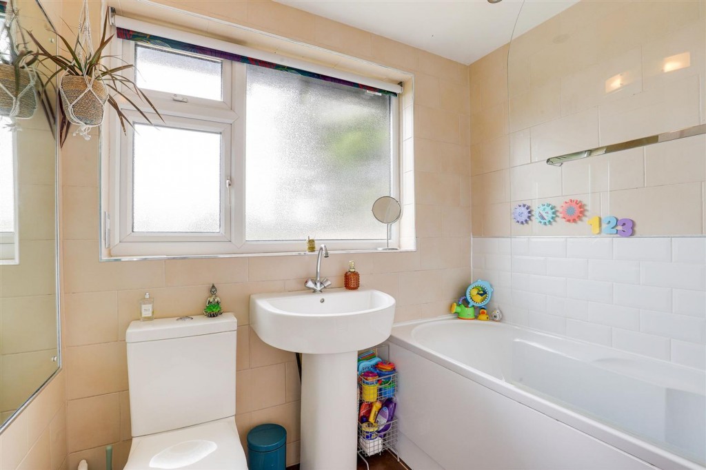 Hadbury Road, Nottingham, NG5