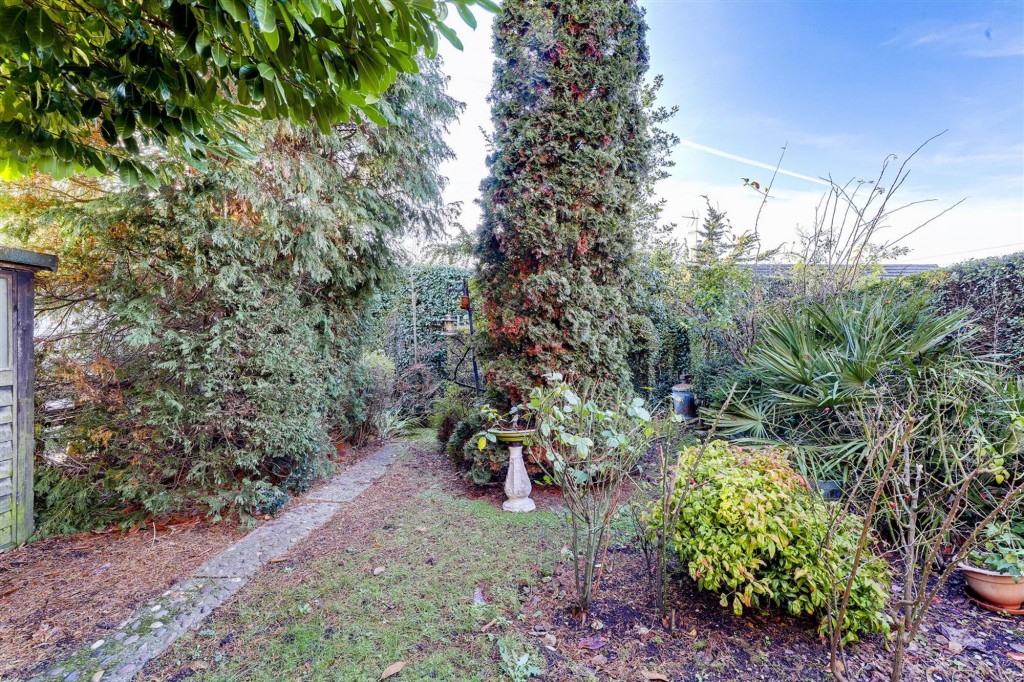 Dovedale Road, Nottingham, NG3