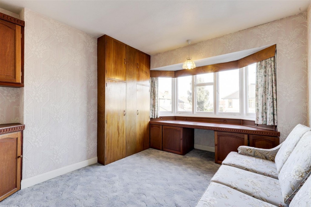 Dovedale Road, Nottingham, NG3