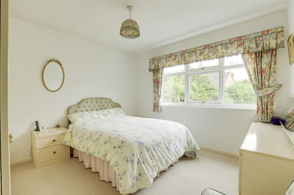 St. Marys Close, Attenborough, NG9