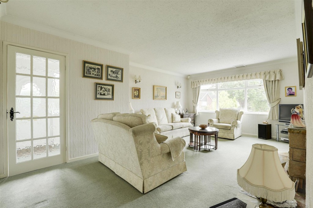 St. Marys Close, Attenborough, NG9