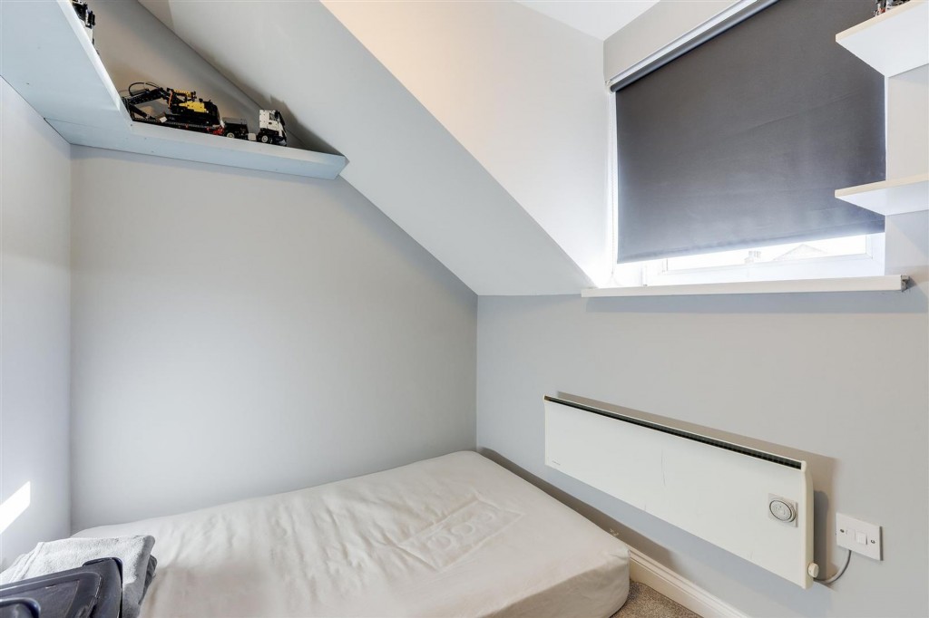 Titchfield Terrace, Hucknall, NG15