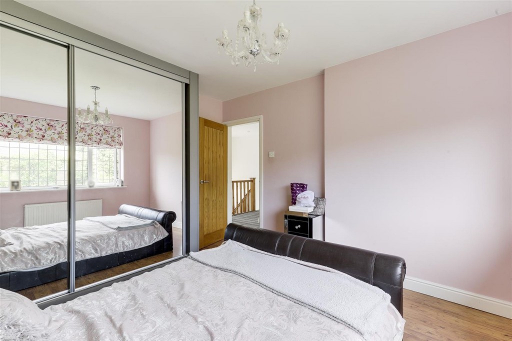 Thornton Avenue, Redhill, NG5