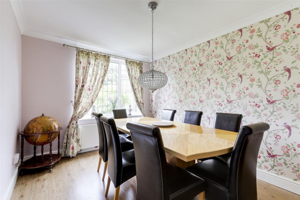 Thornton Avenue, Redhill, NG5