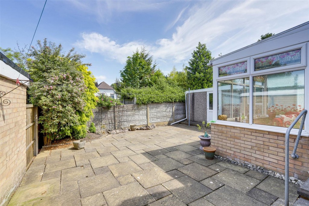 Bourne Avenue, Kirkby-In-Ashfield, NG17