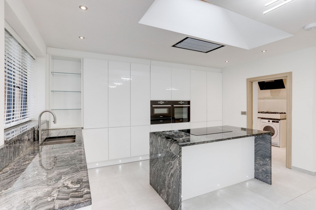 Nuthall Road, Nottingham, NG8