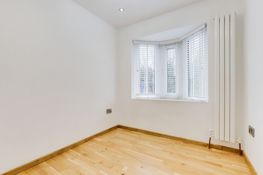 Nuthall Road, Nottingham, NG8