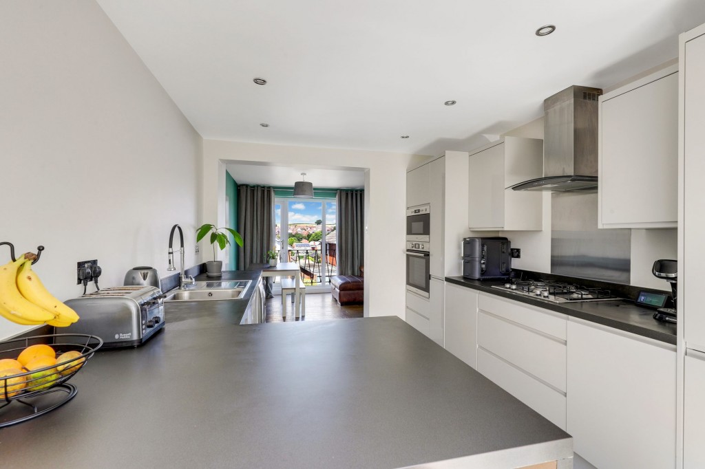 Sunninghill Rise, Arnold, NG5