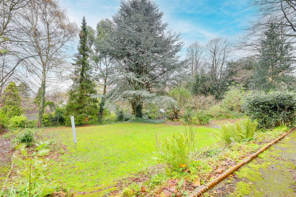 Mapperley Road, Nottingham, NG3