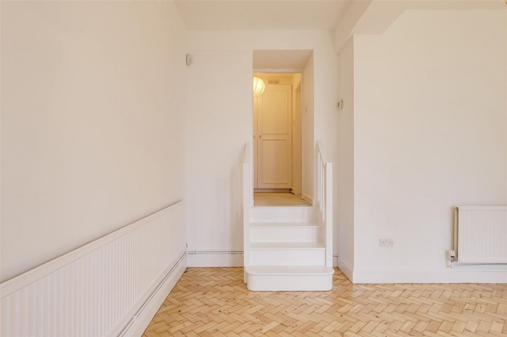 Mapperley Road, Nottingham, NG3