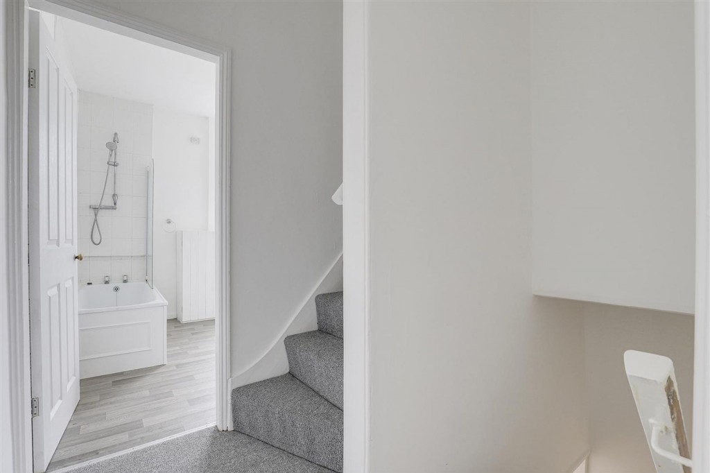 Thorneywood Rise, Nottingham, NG3