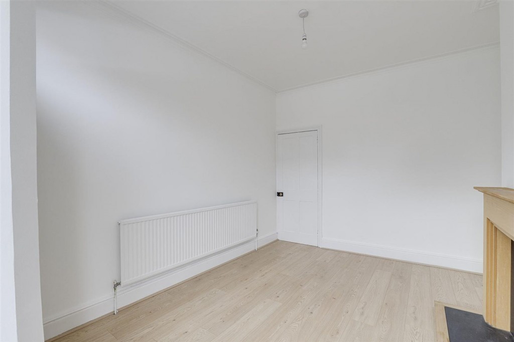 Thorneywood Rise, Nottingham, NG3