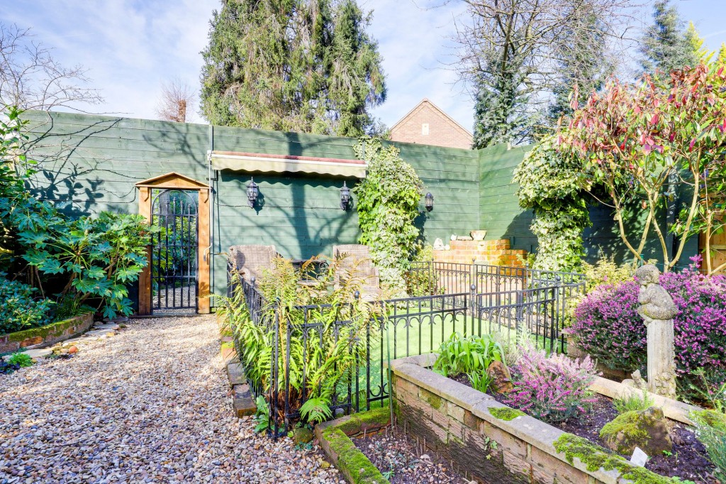 Brooklands Drive, Gedling, NG4