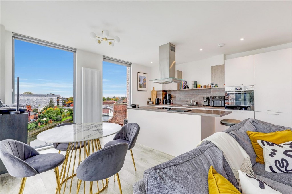 Trent Bridge View, Nottingham, NG2