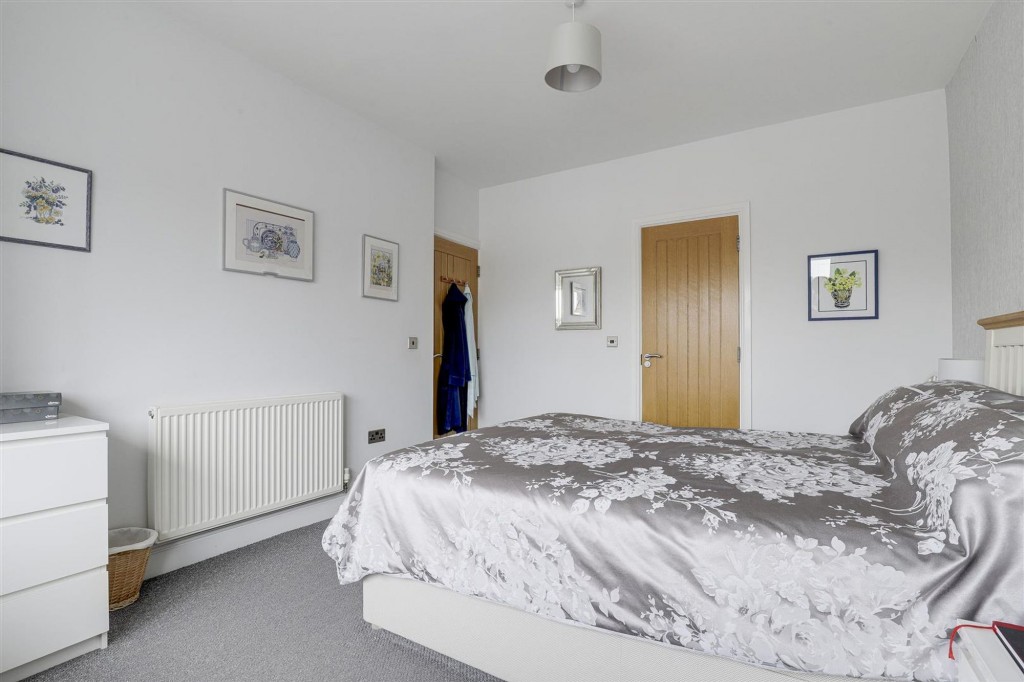 Carrfield Avenue, Toton, NG9