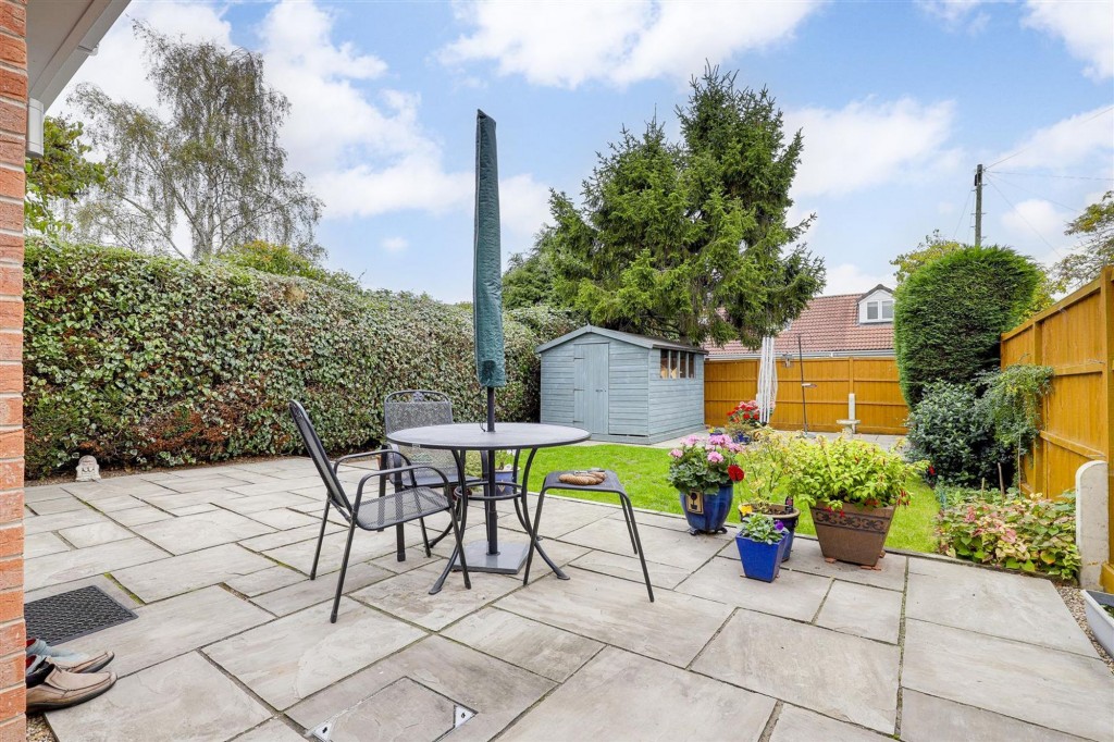 Carrfield Avenue, Toton, NG9