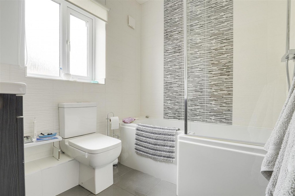 Carrfield Avenue, Toton, NG9