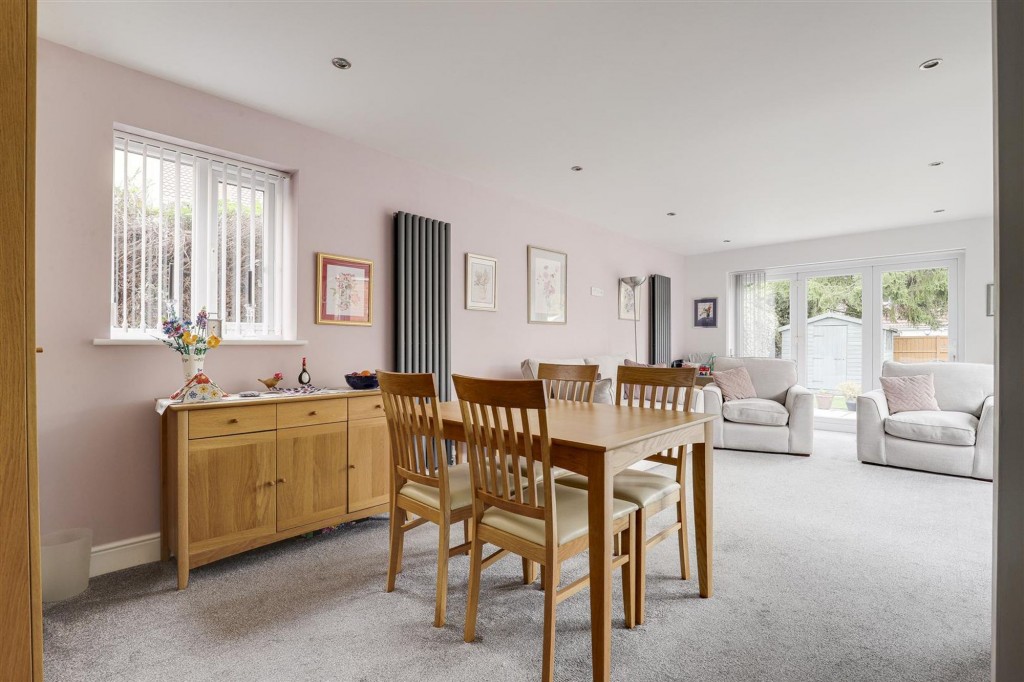 Carrfield Avenue, Toton, NG9