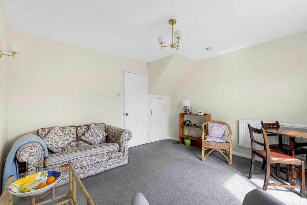 Lenton Manor, Nottingham, NG7
