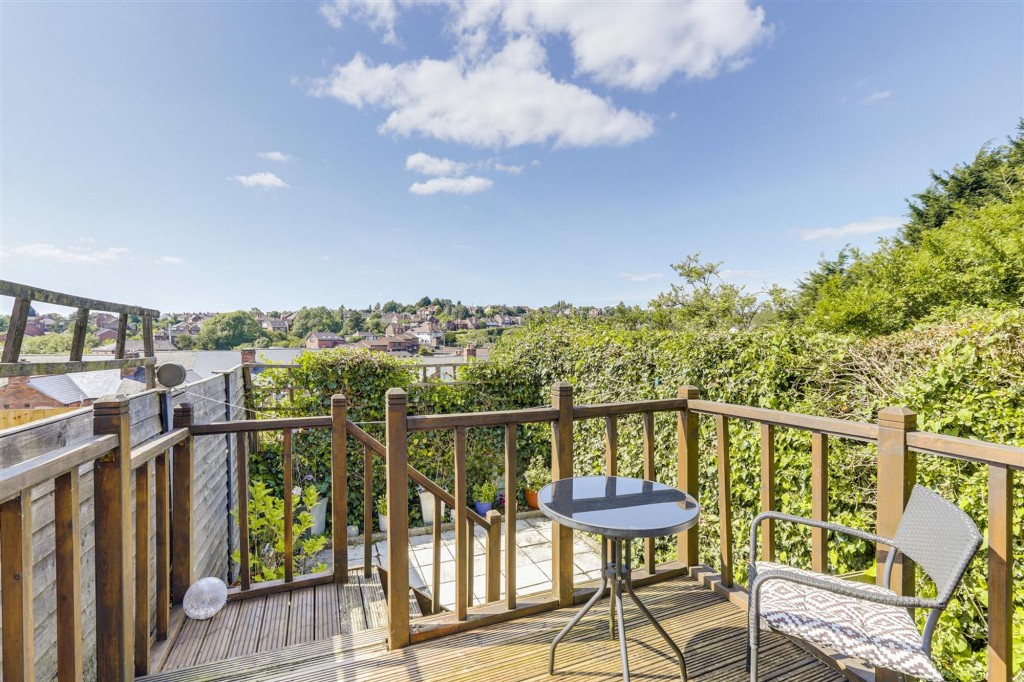 Carlton Road, Nottingham, NG3