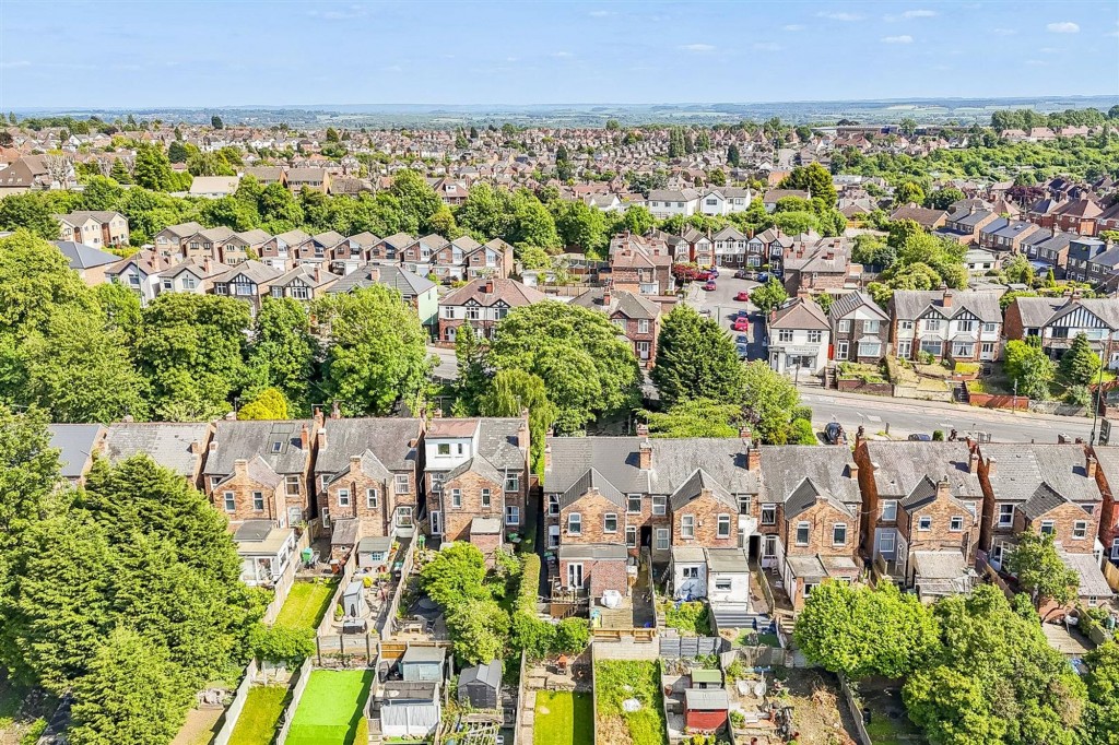 Carlton Road, Nottingham, NG3