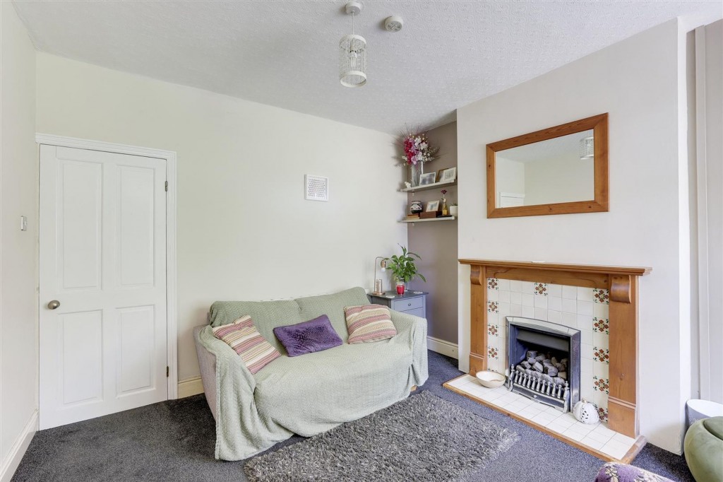 Carlton Road, Nottingham, NG3