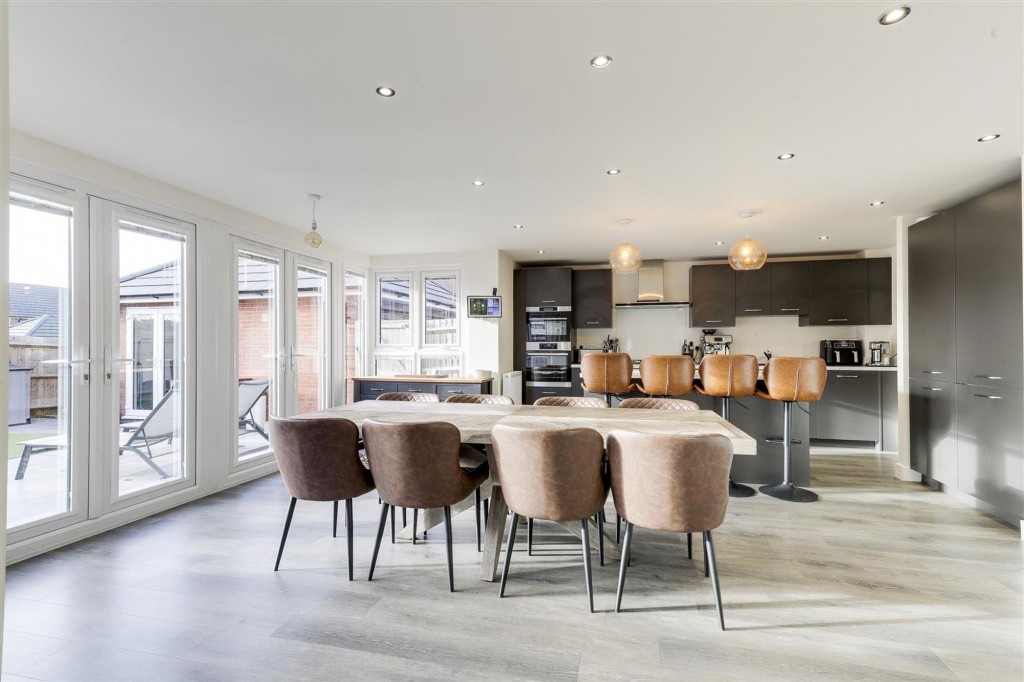 Beedham Way, Nottingham, NG3