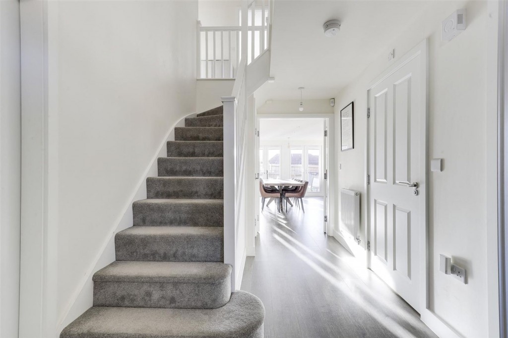 Beedham Way, Nottingham, NG3