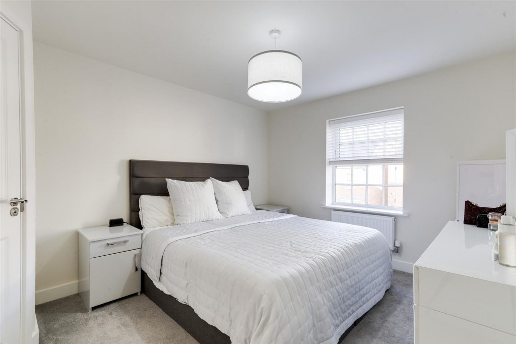 Beedham Way, Nottingham, NG3