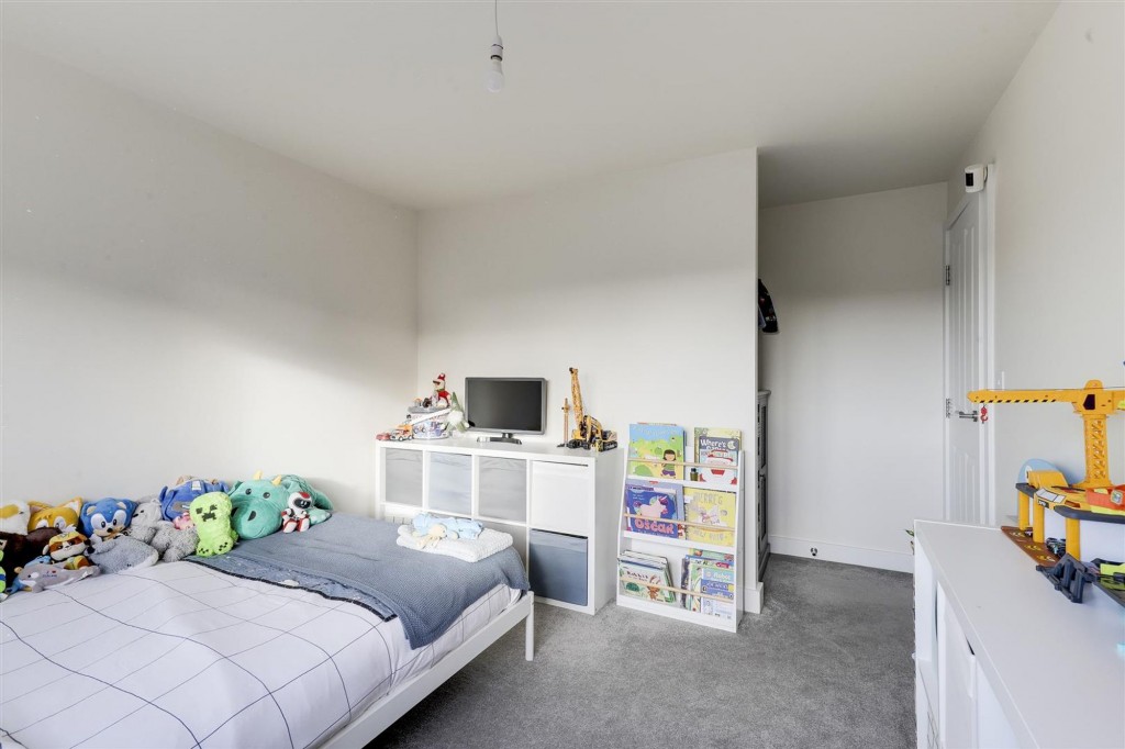 Beedham Way, Nottingham, NG3