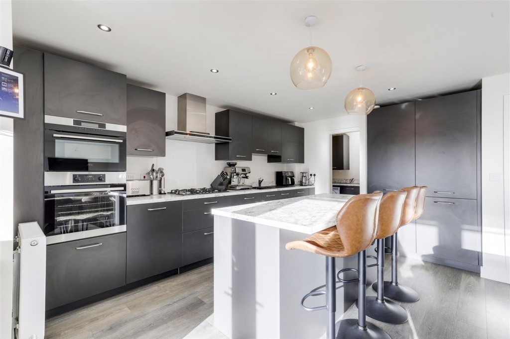 Beedham Way, Nottingham, NG3