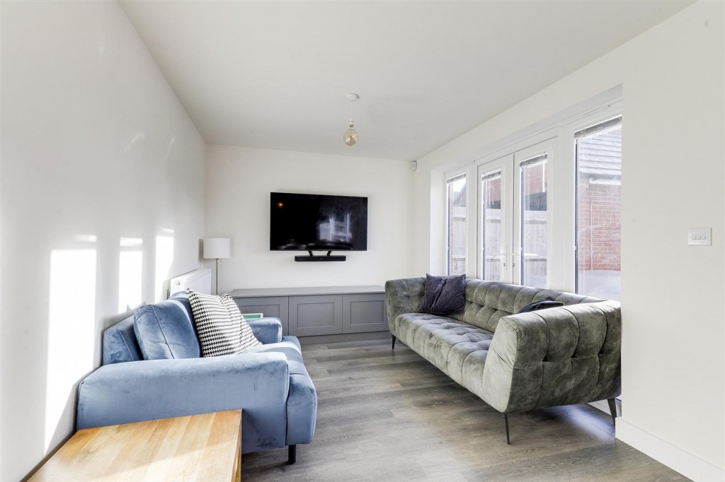 Beedham Way, Nottingham, NG3